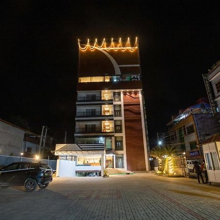 Hotel Palm International Butwal Exteriör bild